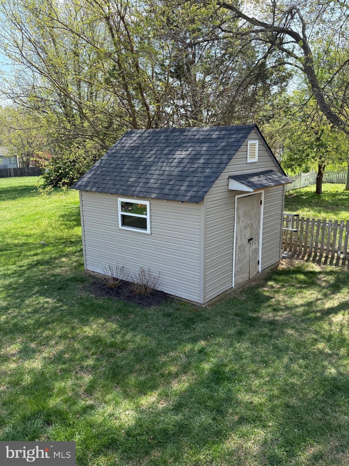 5079 MACNAMARA DRIVE