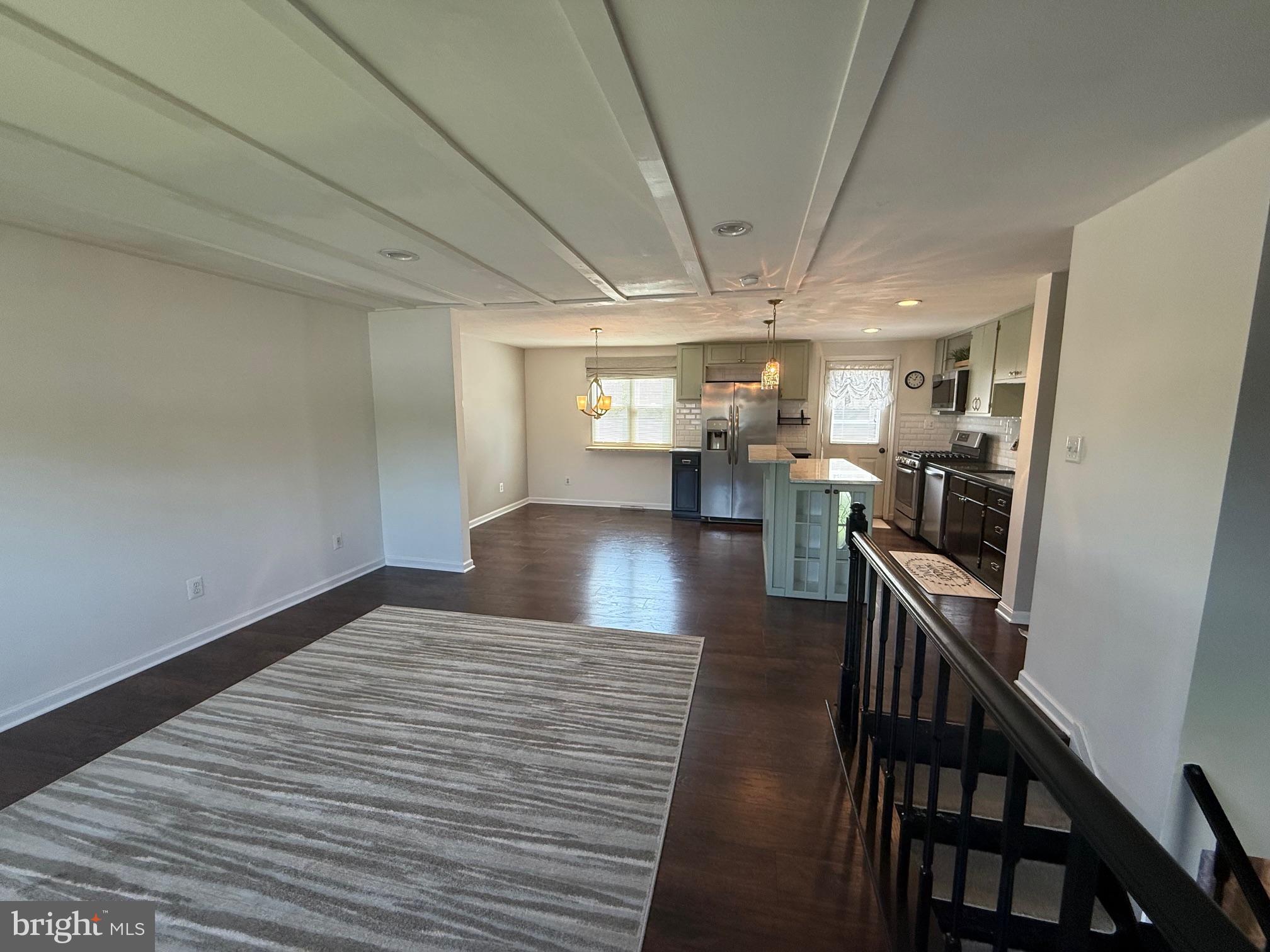 5079 MACNAMARA DRIVE