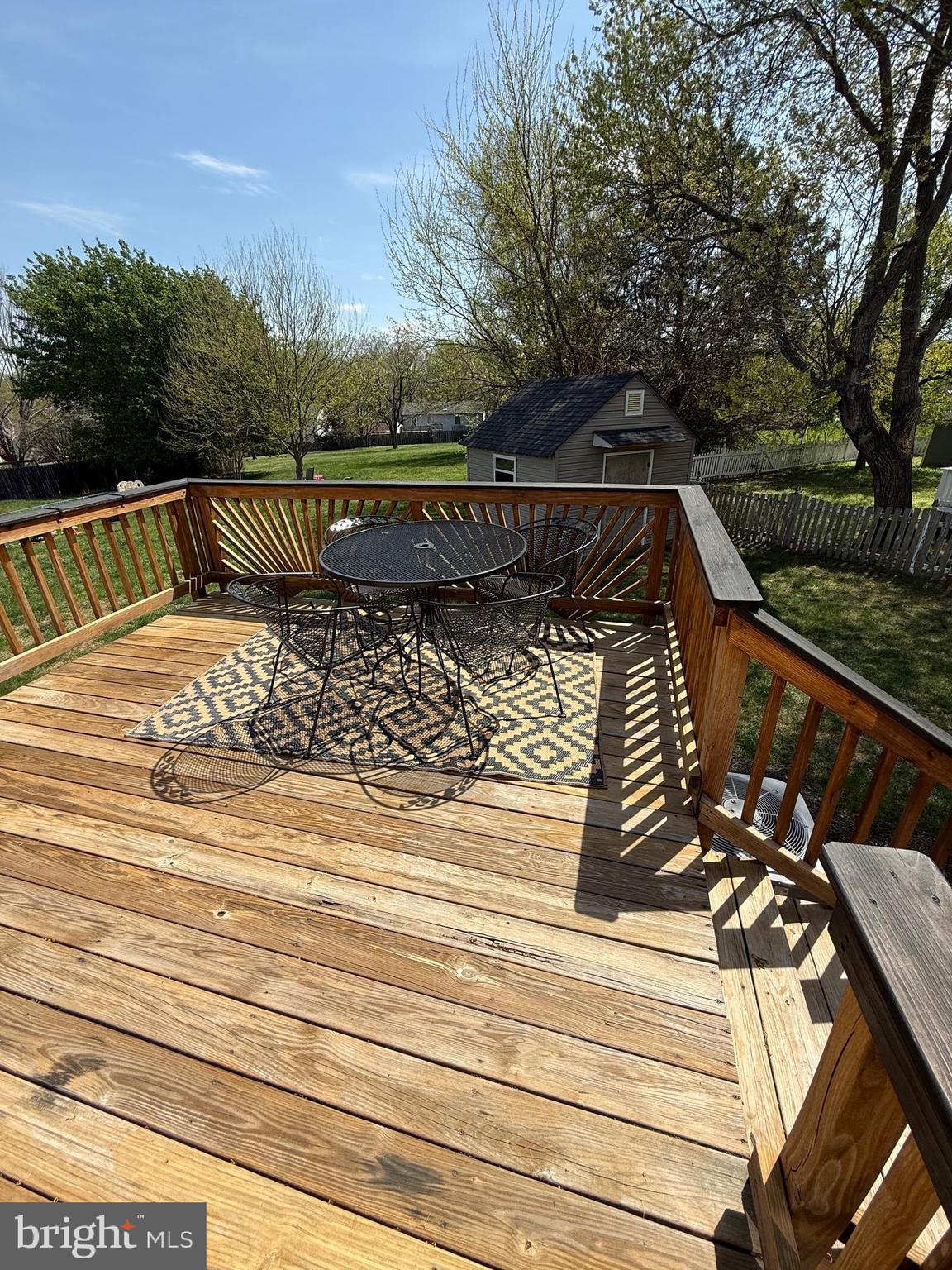 5079 MACNAMARA DRIVE