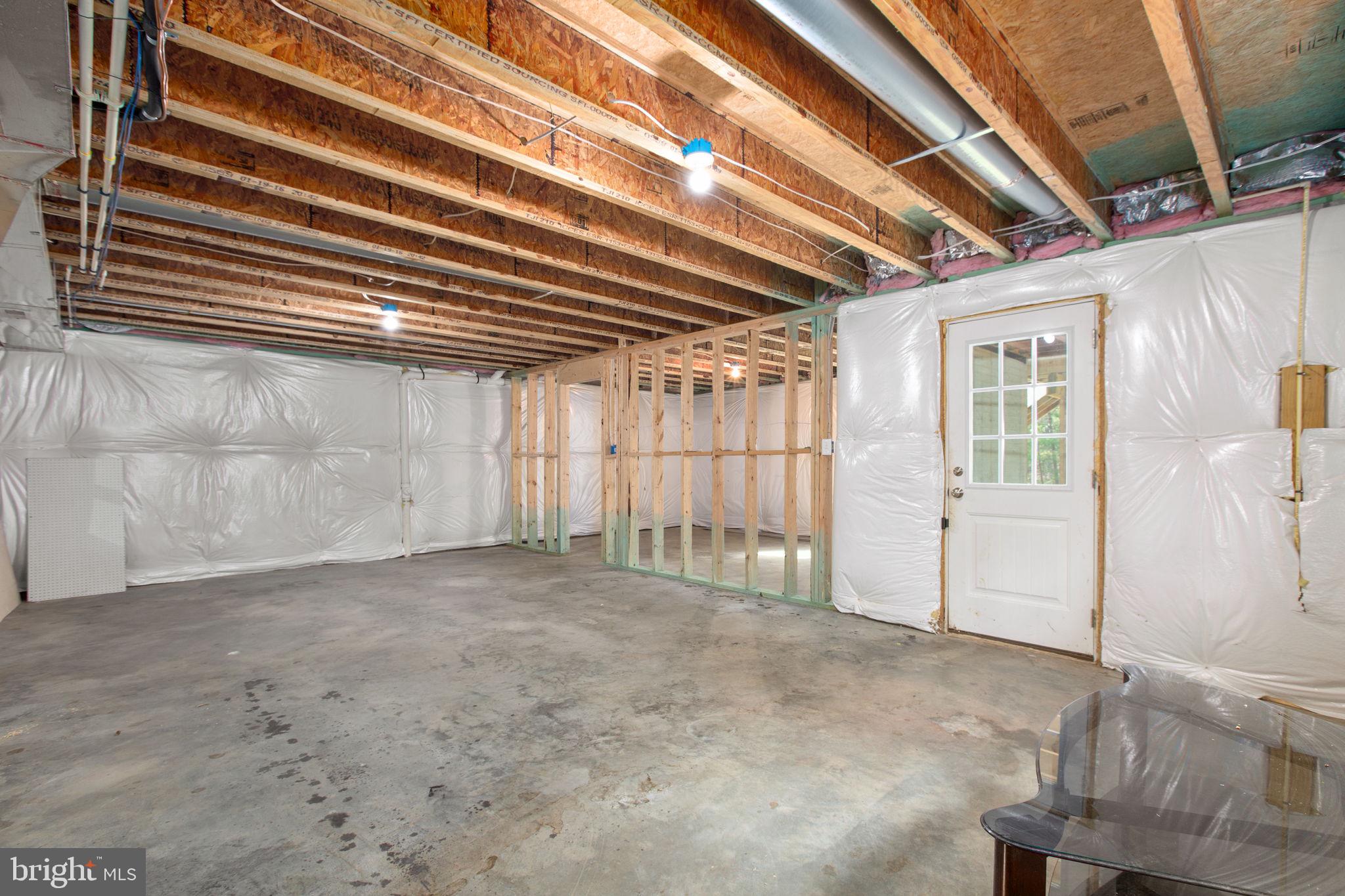 2518 REGENCY DRIVE