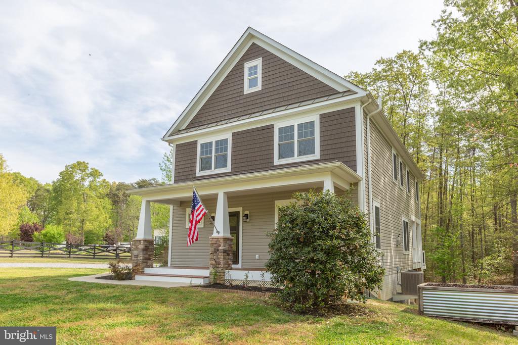 2518 REGENCY DRIVE
