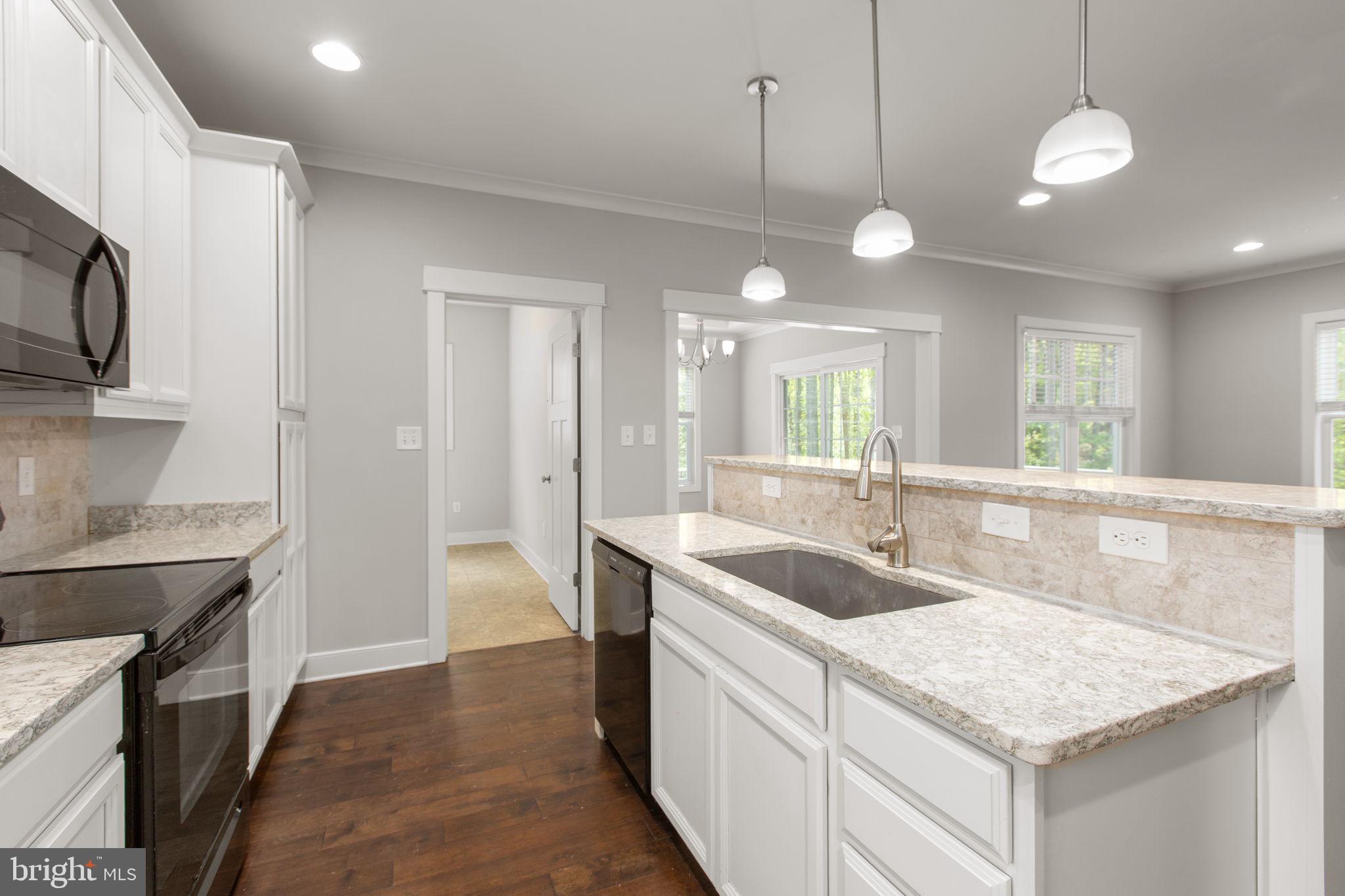 2518 REGENCY DRIVE
