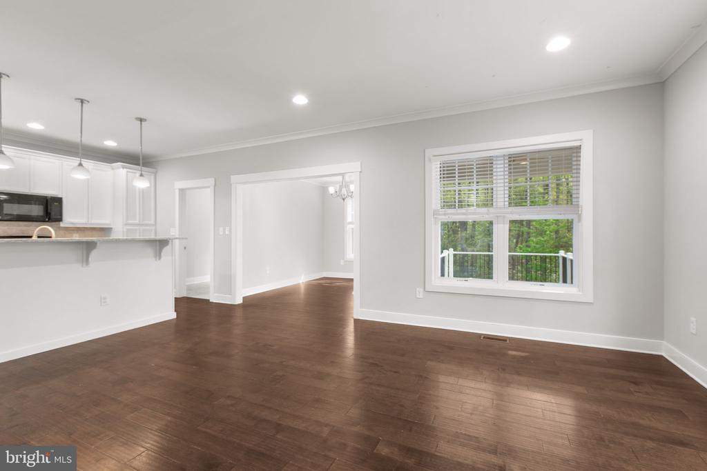 2518 REGENCY DRIVE