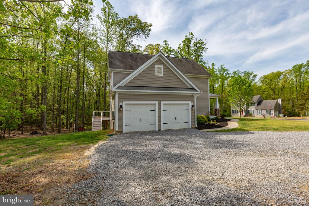 2518 REGENCY DRIVE