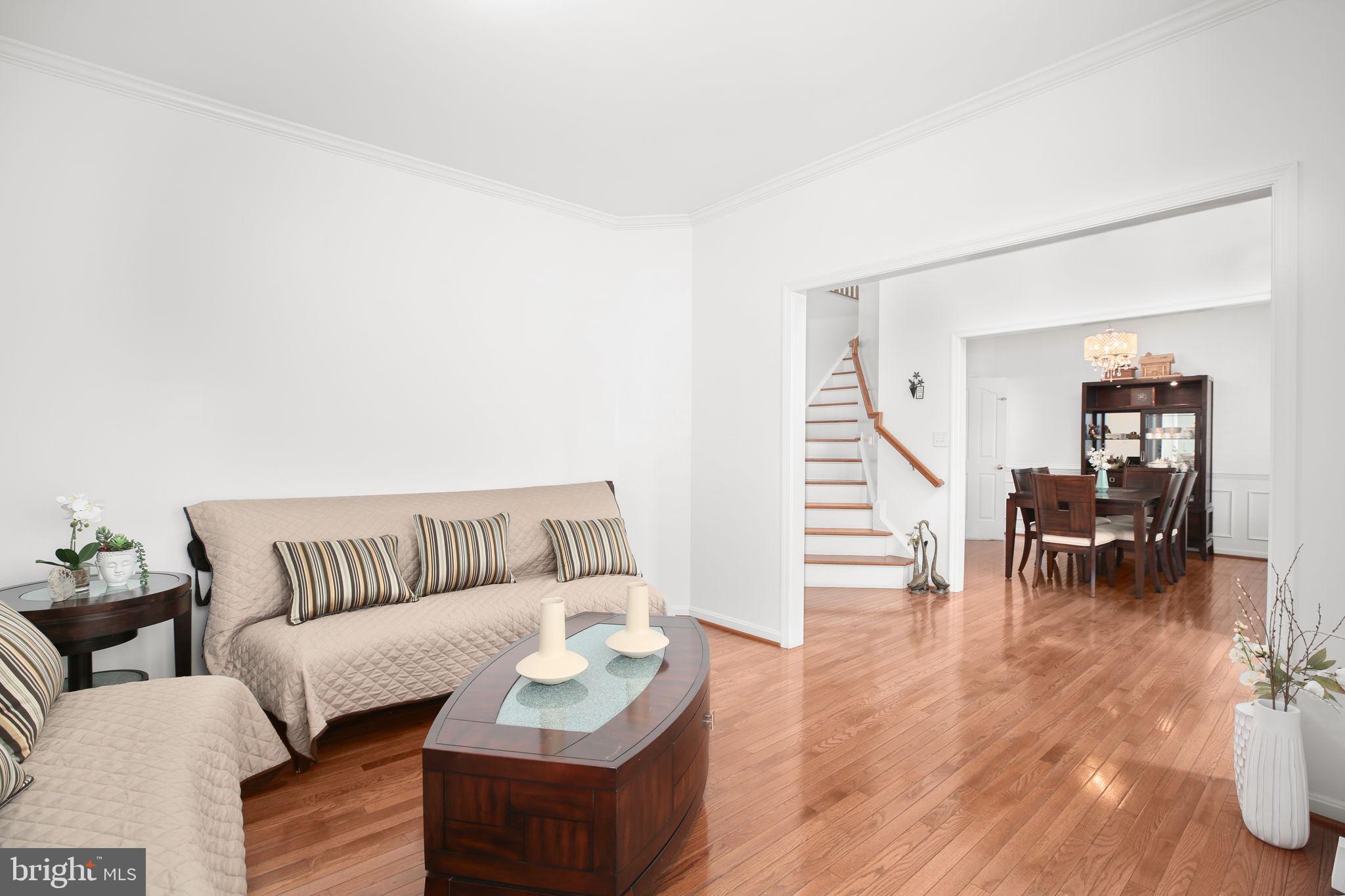 10804 TIDES COURT