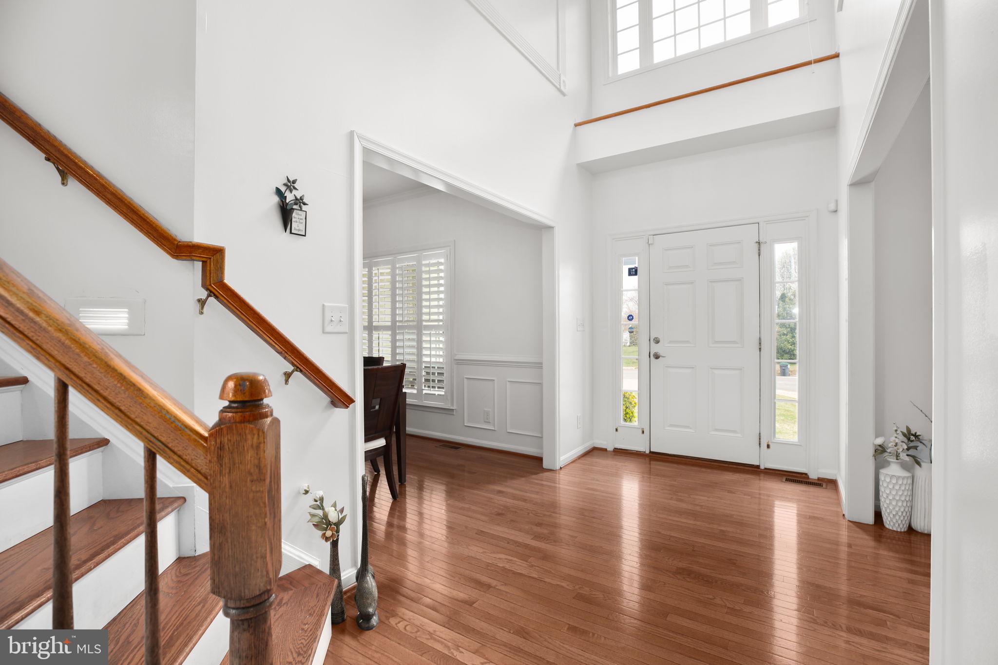 10804 TIDES COURT