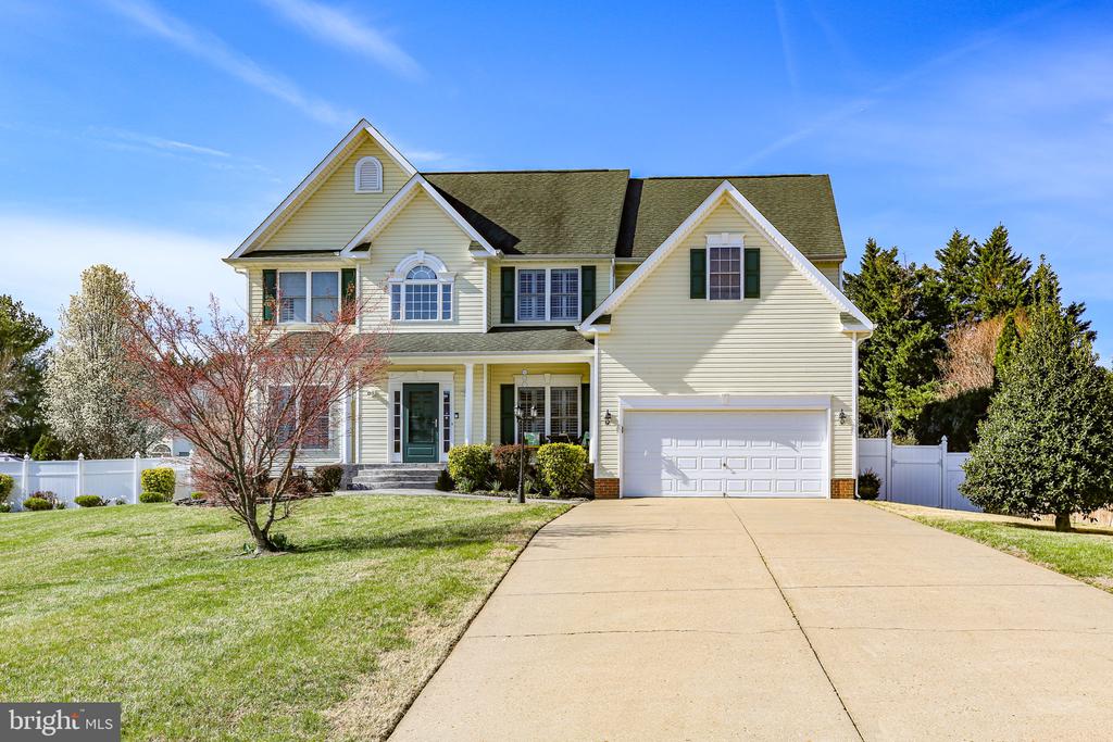 10804 TIDES COURT