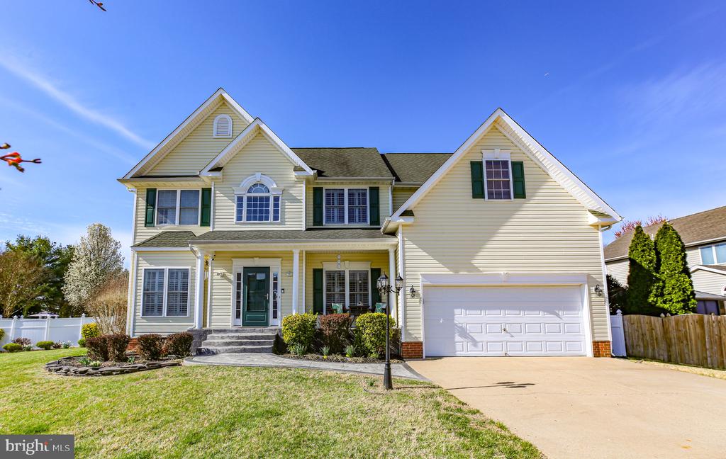 10804 TIDES COURT