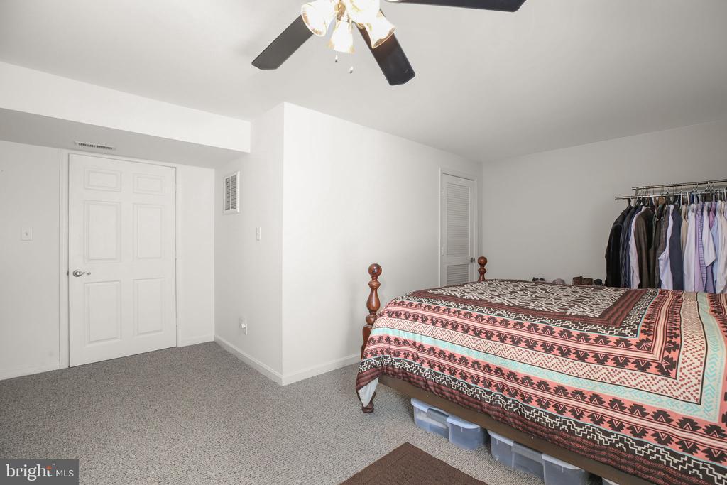 11011 NAPLES COURT