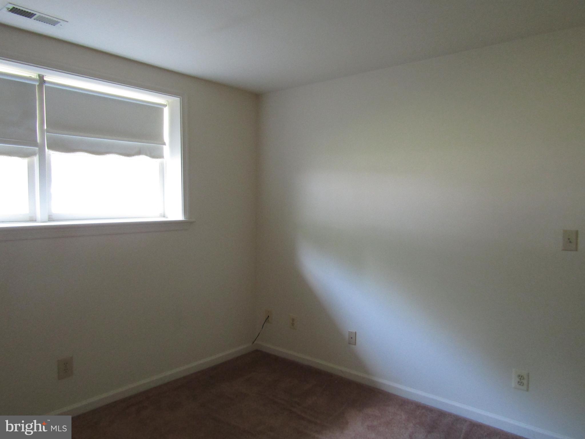 418 CLEVELAND COURT