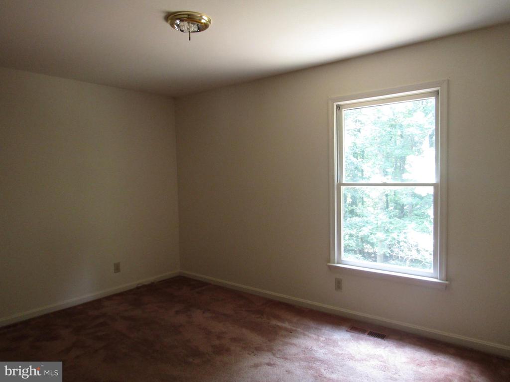 418 CLEVELAND COURT