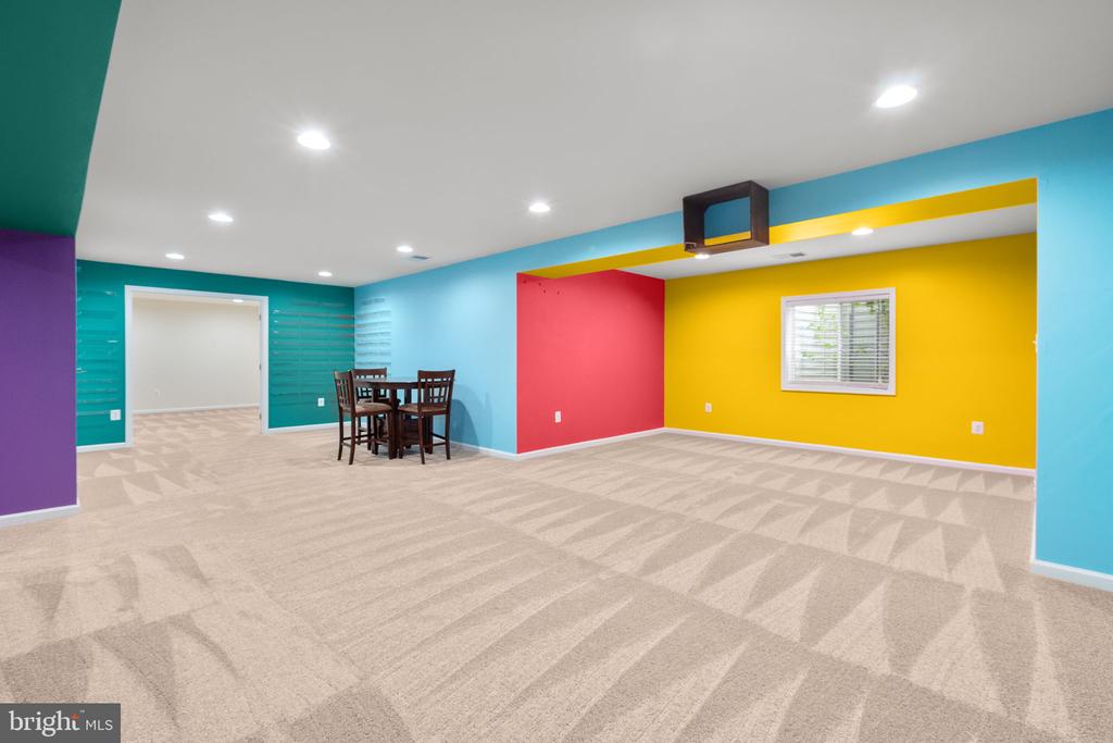 2509 CORNELL DRIVE
