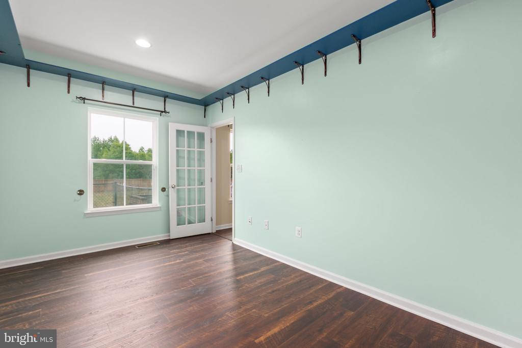 2509 CORNELL DRIVE