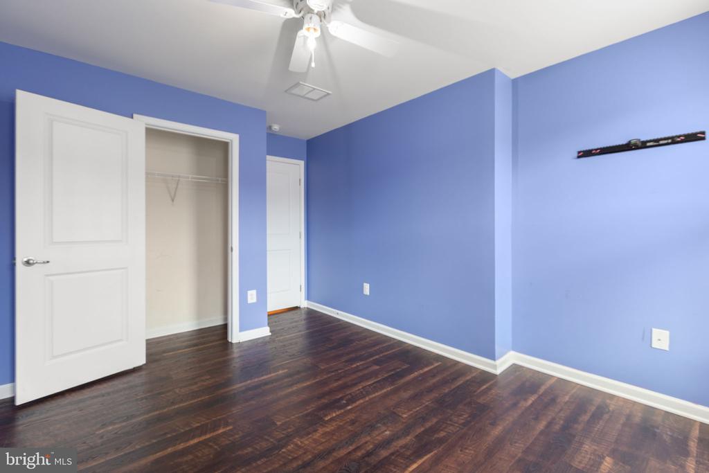 2509 CORNELL DRIVE