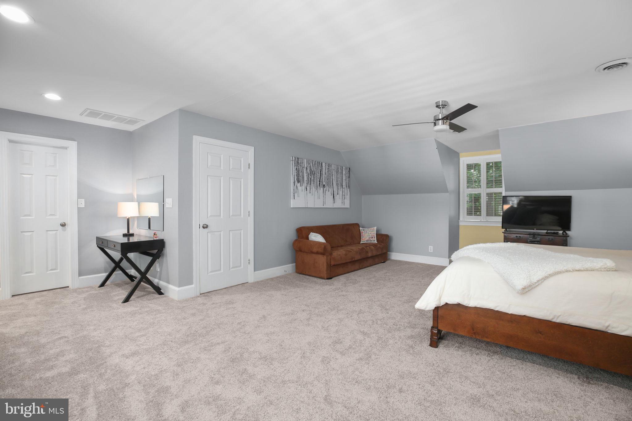 10102 BLANDFIELD LANE