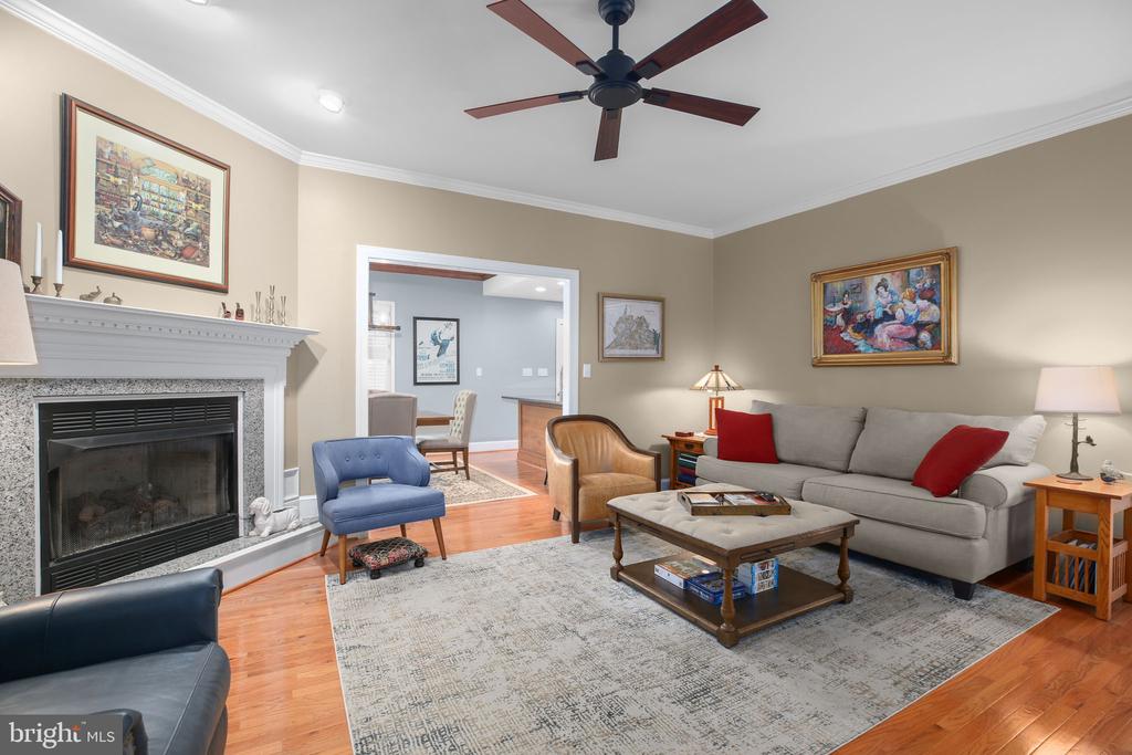 10102 BLANDFIELD LANE