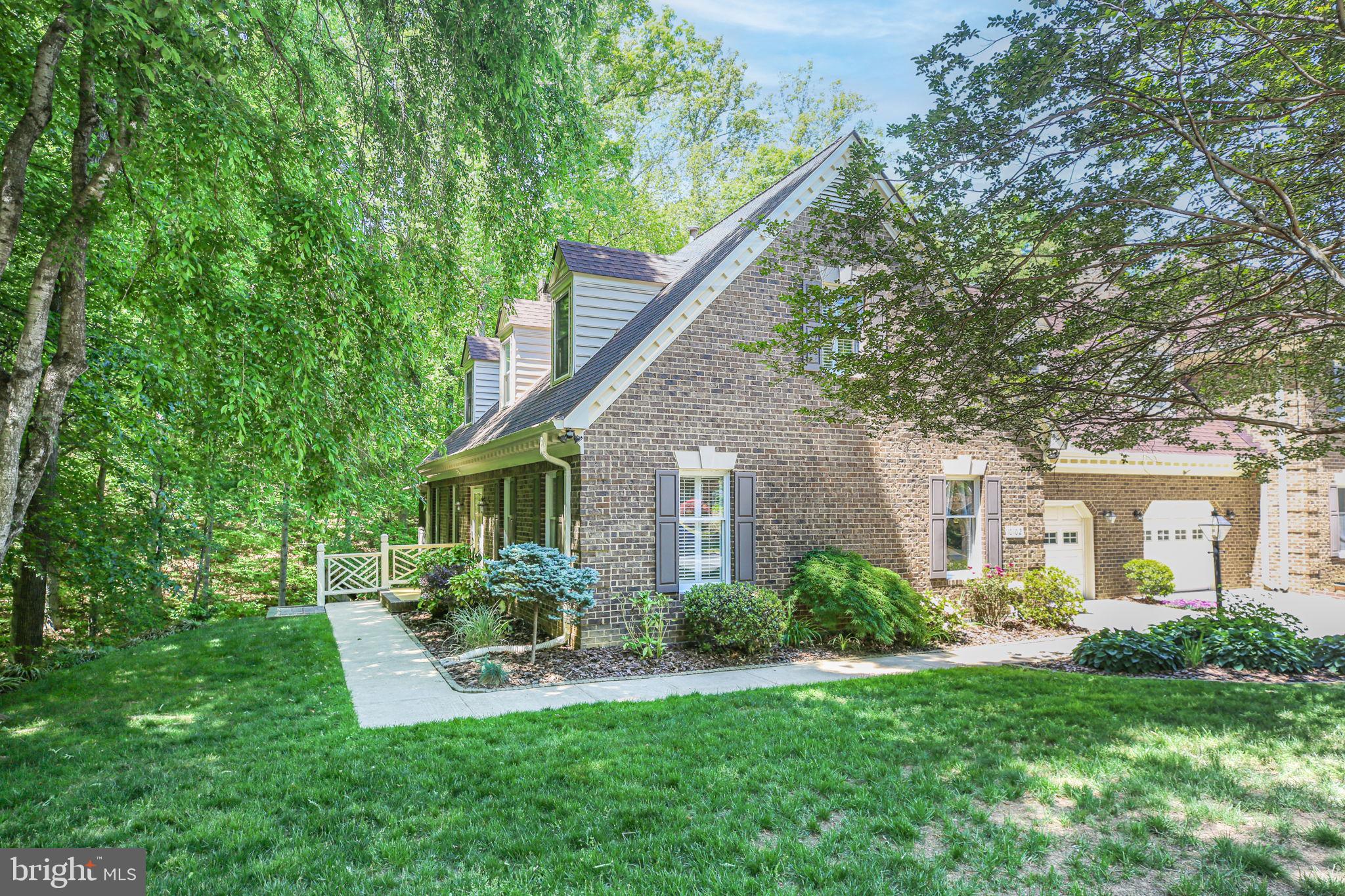 10102 BLANDFIELD LANE