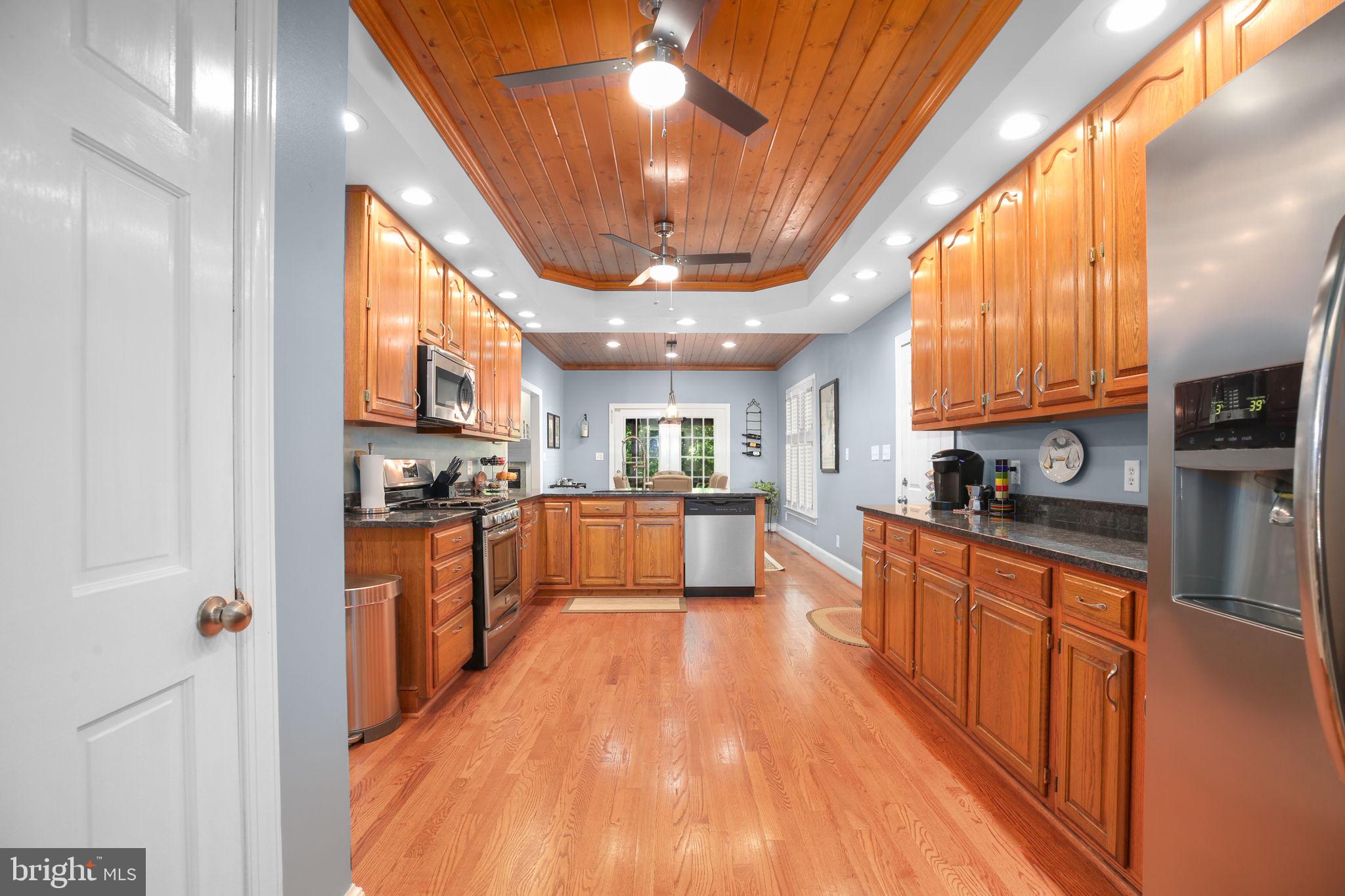 10102 BLANDFIELD LANE