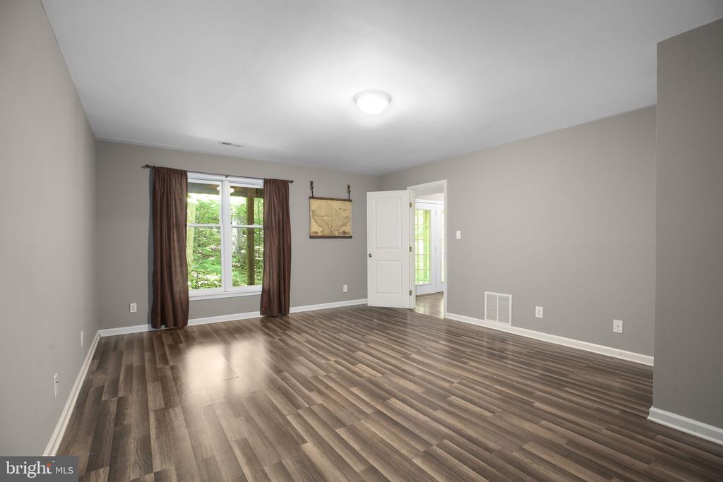 10102 BLANDFIELD LANE