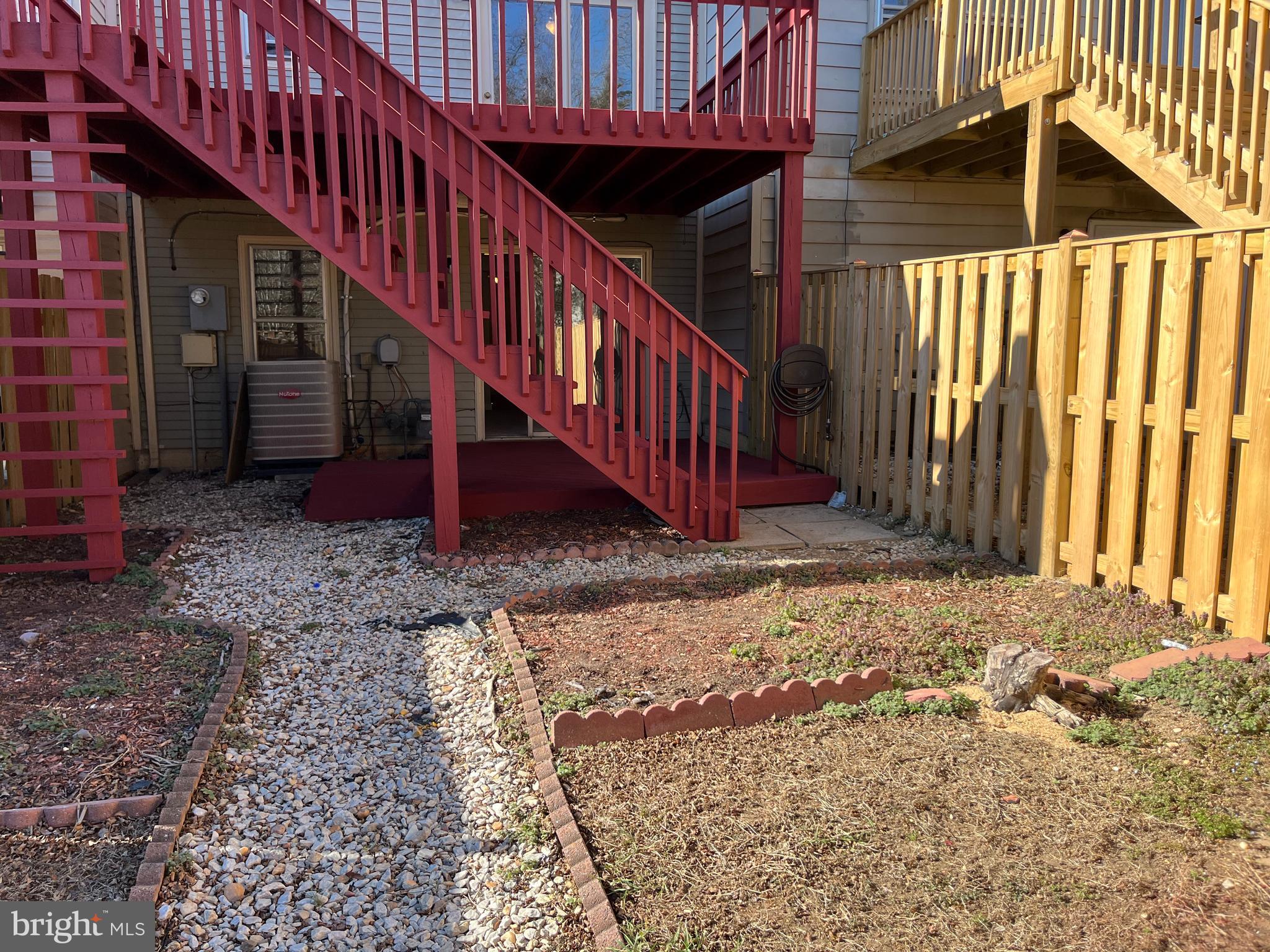 10503 GRETA LYNN COURT
