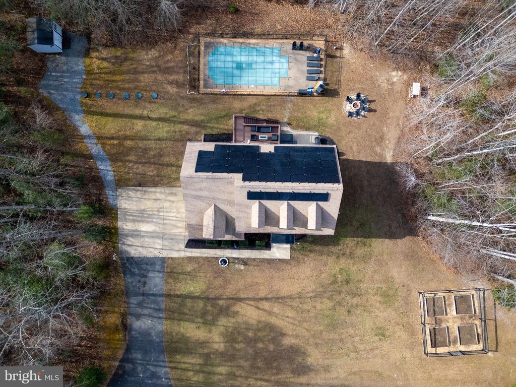 9020 ELLIS LANE