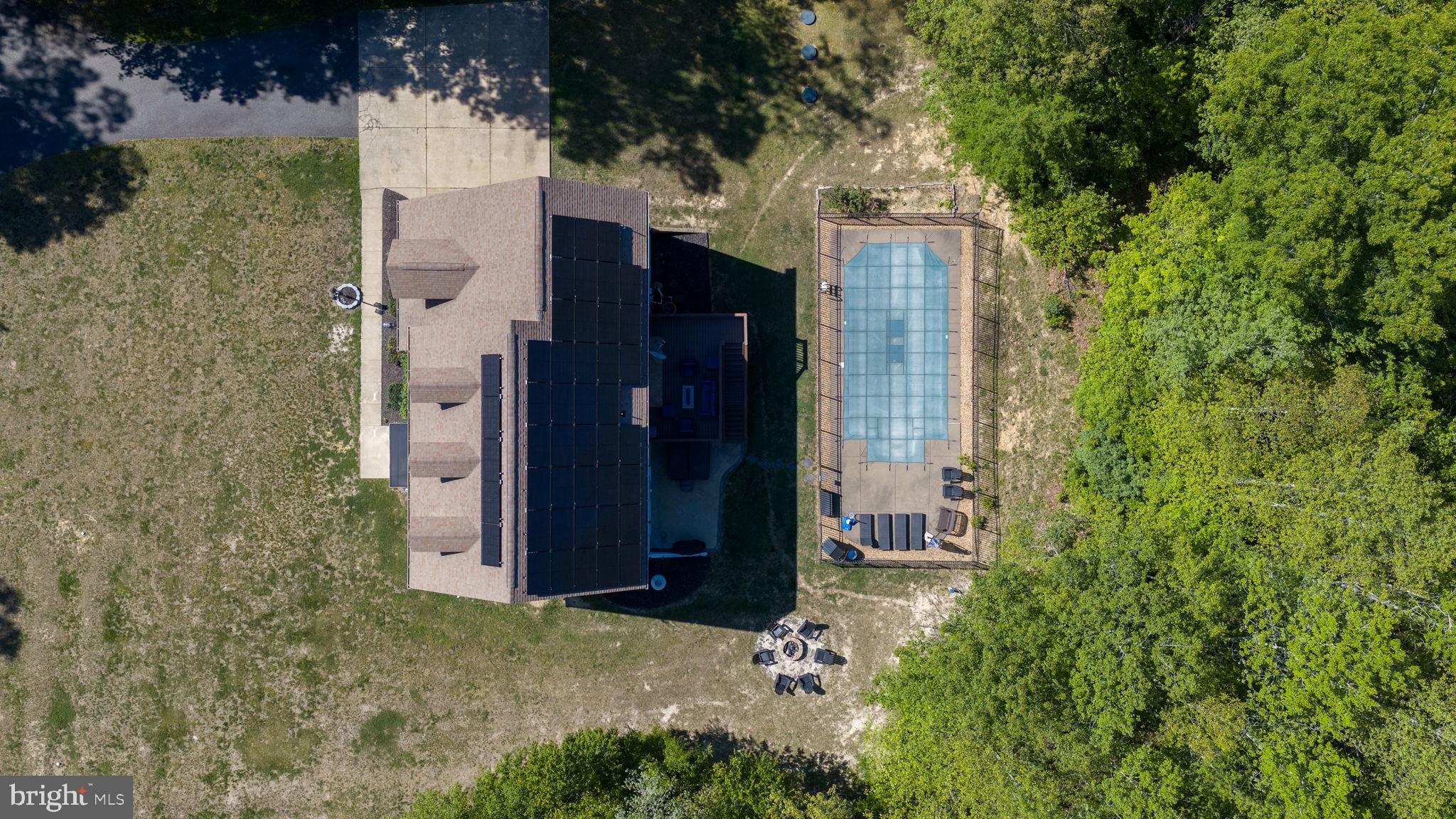9020 ELLIS LANE