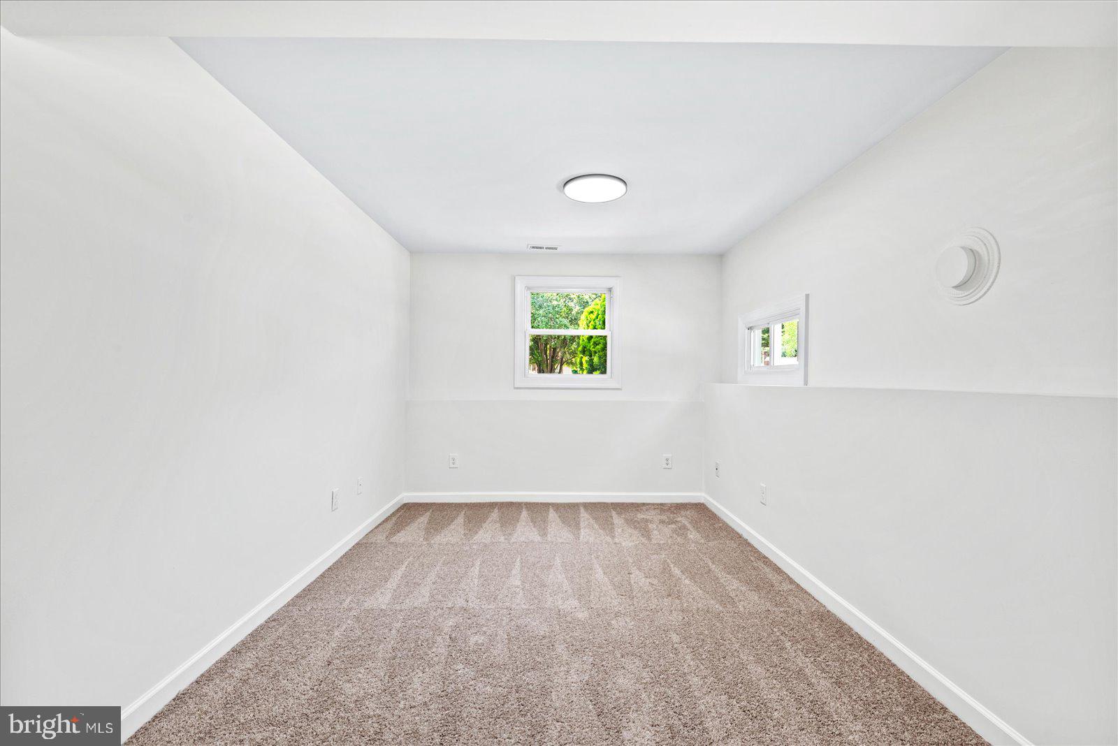 2128 HAMWAY DRIVE