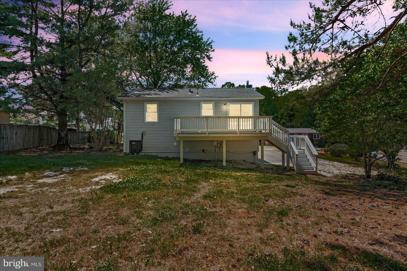 2128 HAMWAY DRIVE