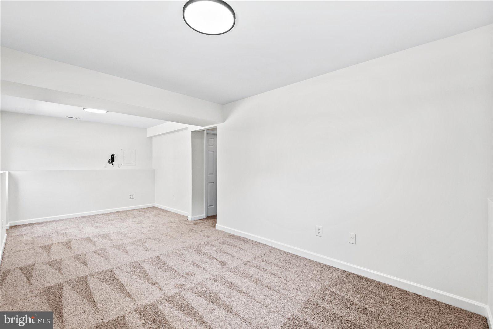 2128 HAMWAY DRIVE