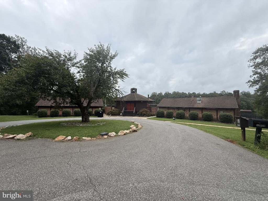 12406 WILDERNESS PARK DRIVE