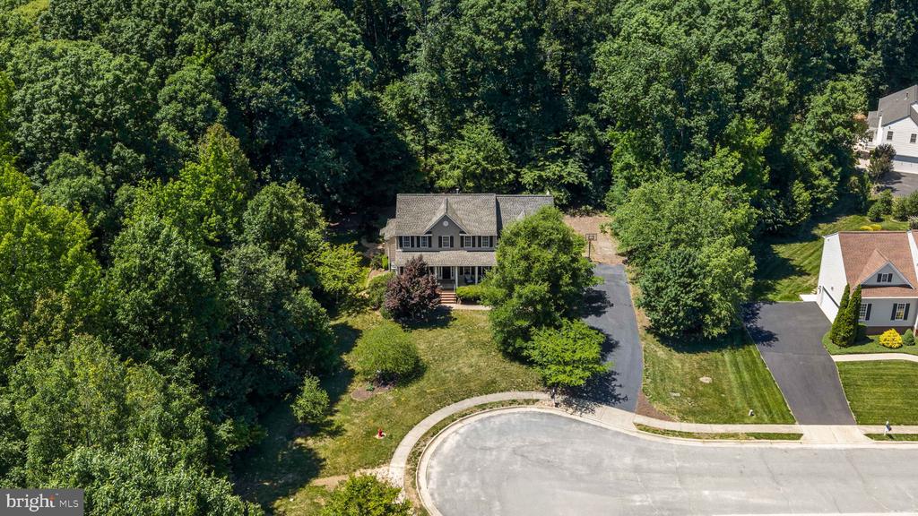 11203 LYNETTE COURT