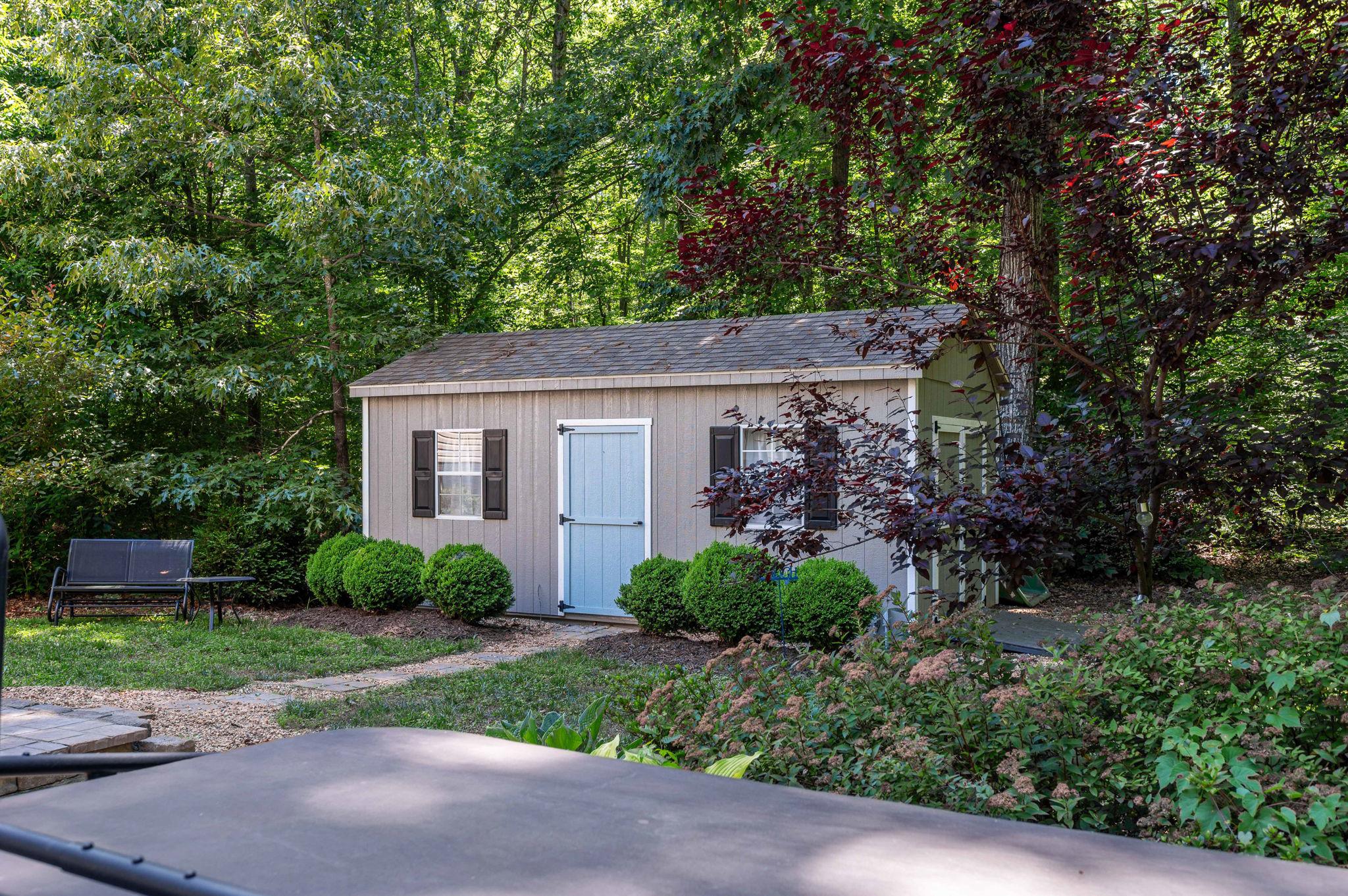 11203 LYNETTE COURT