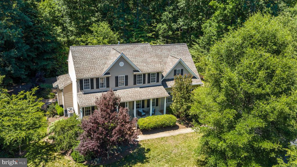11203 LYNETTE COURT