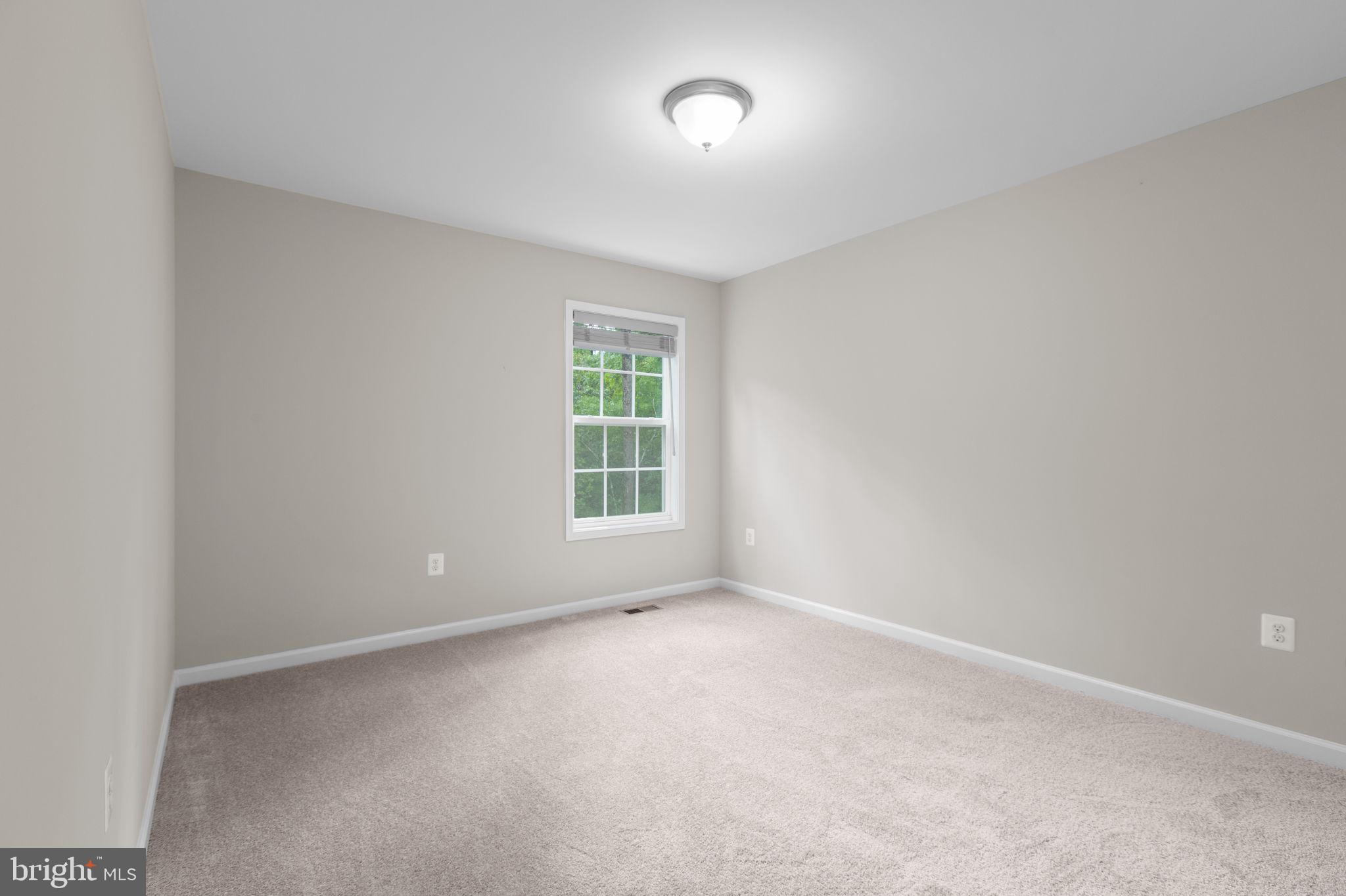 9632 HILLCREST DRIVE