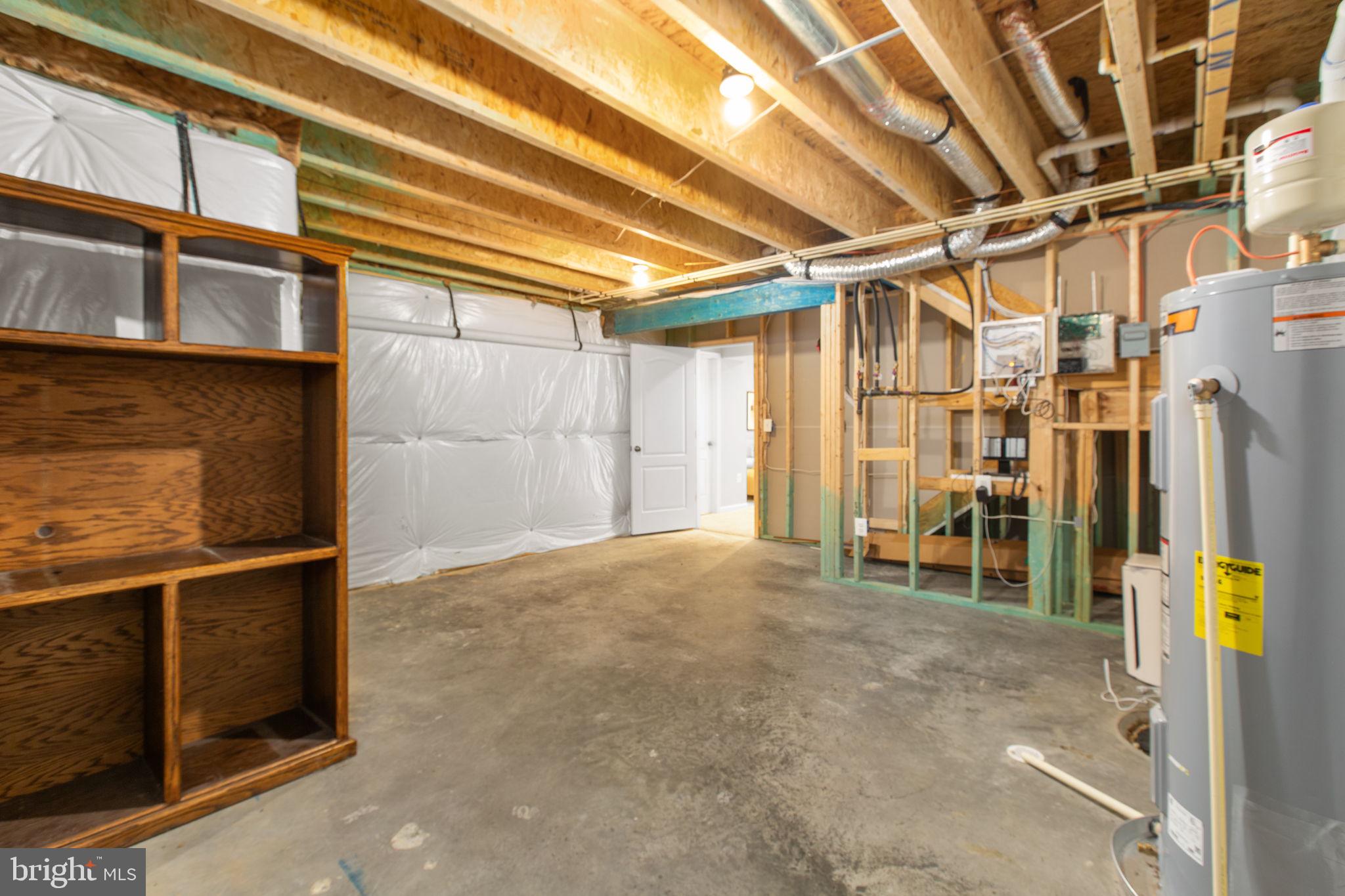 9632 HILLCREST DRIVE