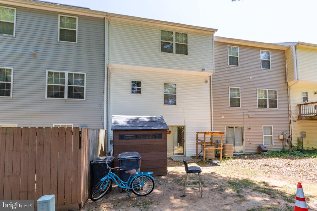 11012 COREYS WAY
