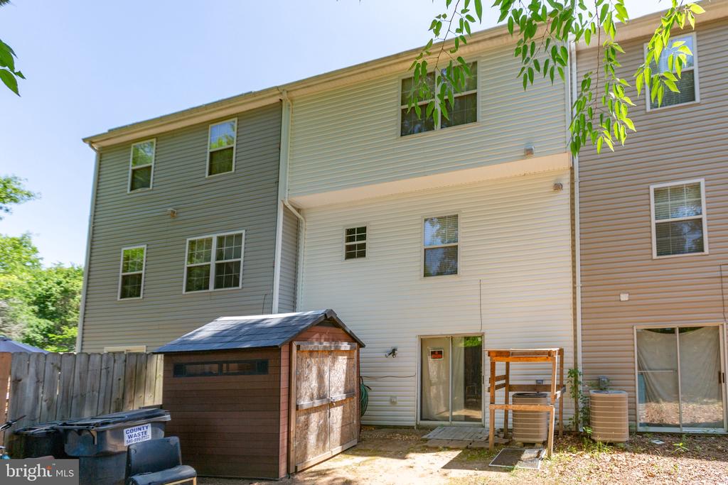 11012 COREYS WAY