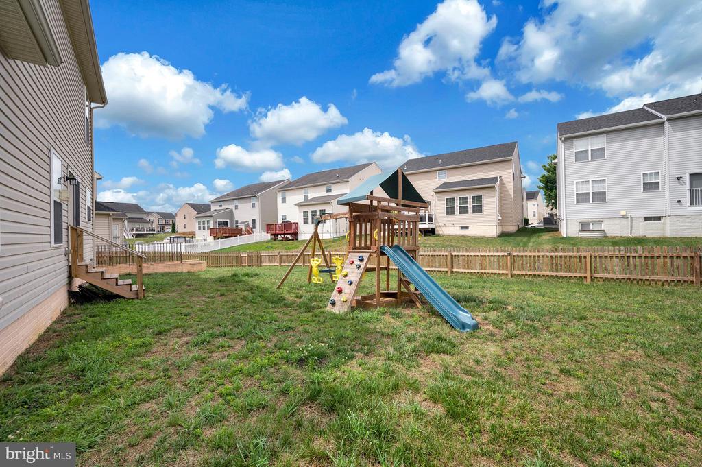 9202 MAPLE VALLEY DRIVE