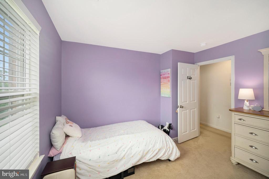 9202 MAPLE VALLEY DRIVE