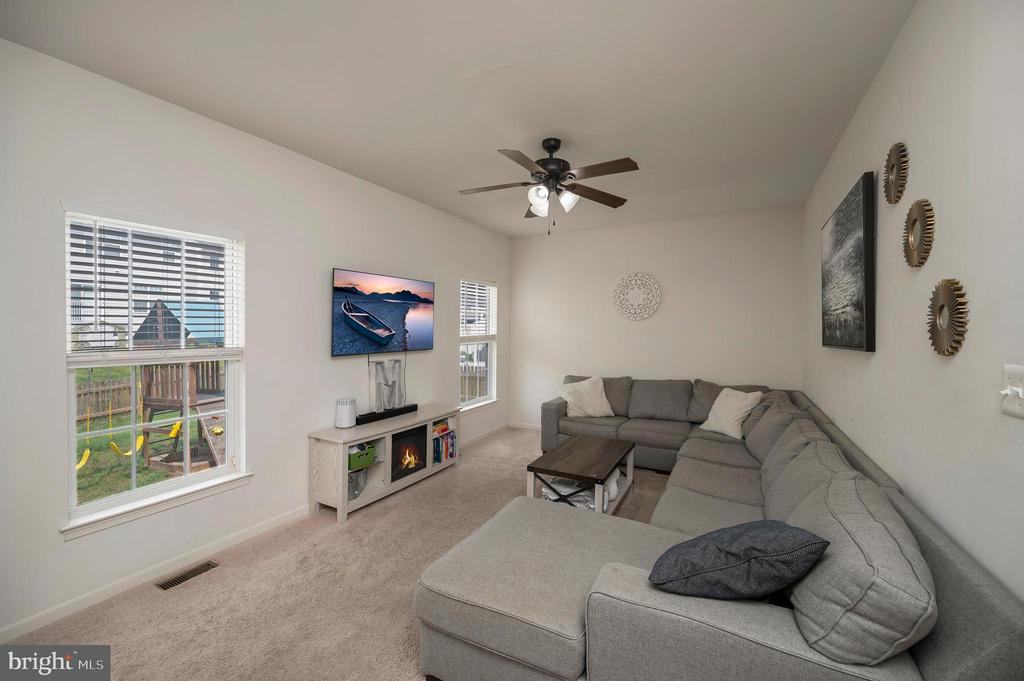 9202 MAPLE VALLEY DRIVE