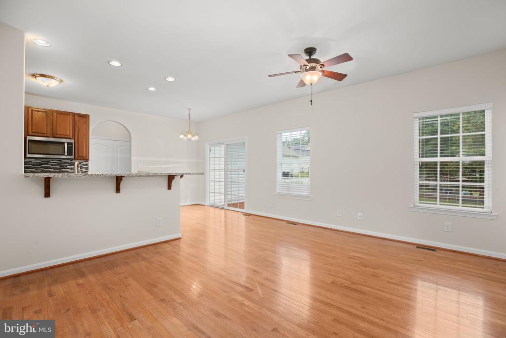 10509 WOODLAND DRIVE