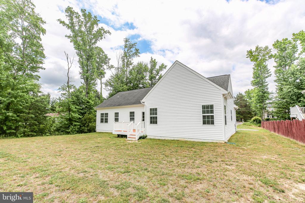10509 WOODLAND DRIVE