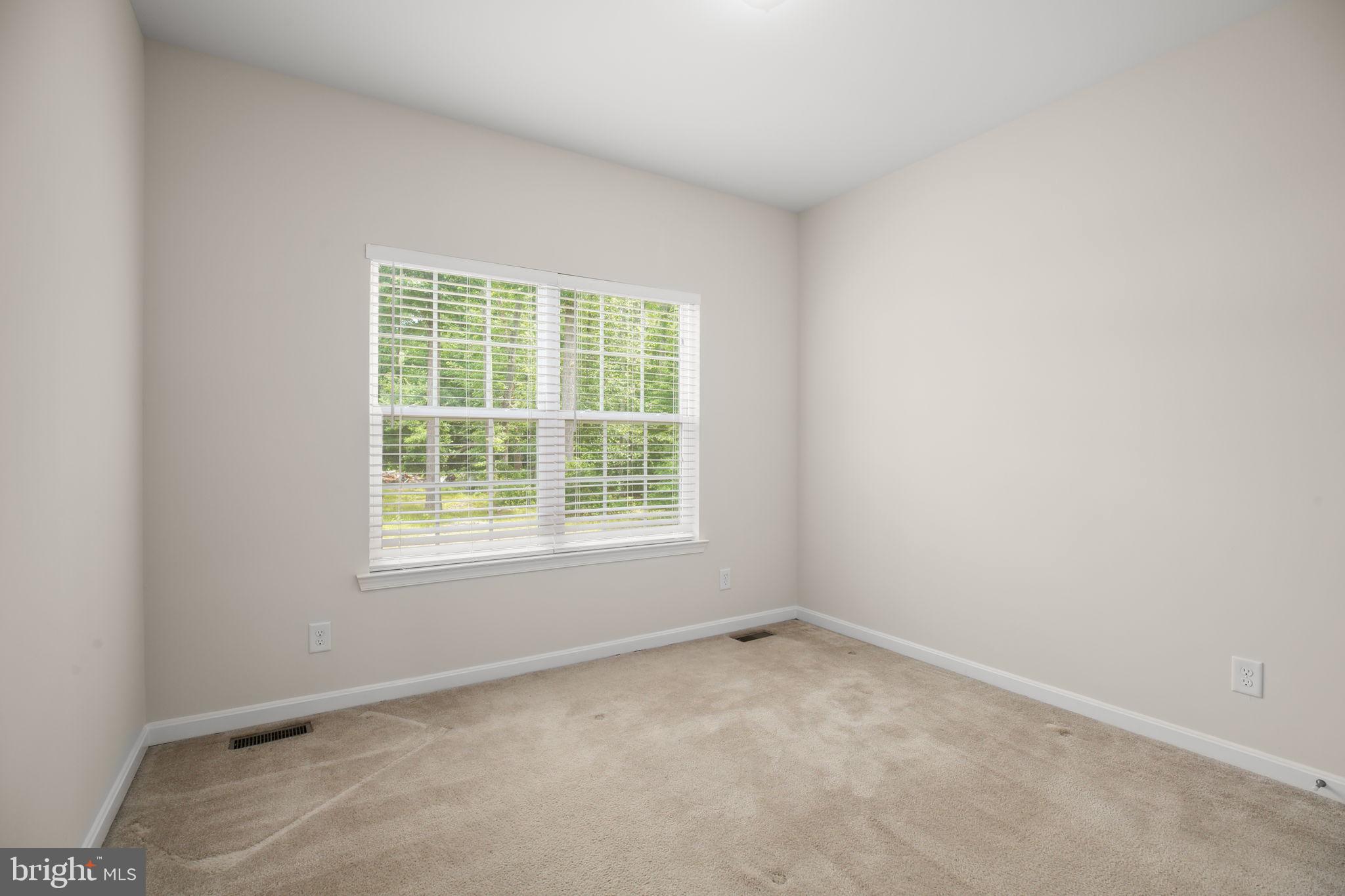 10509 WOODLAND DRIVE