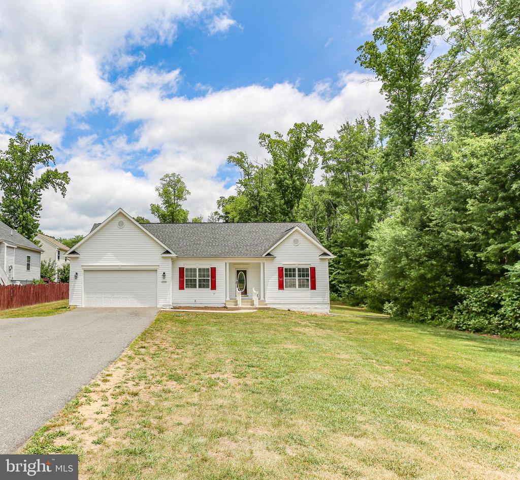 10509 WOODLAND DRIVE