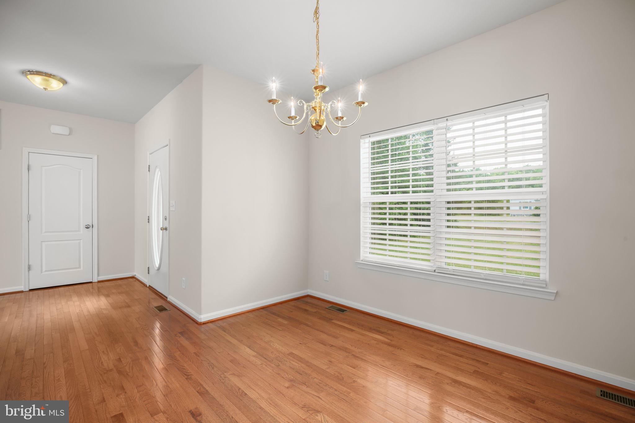 10509 WOODLAND DRIVE