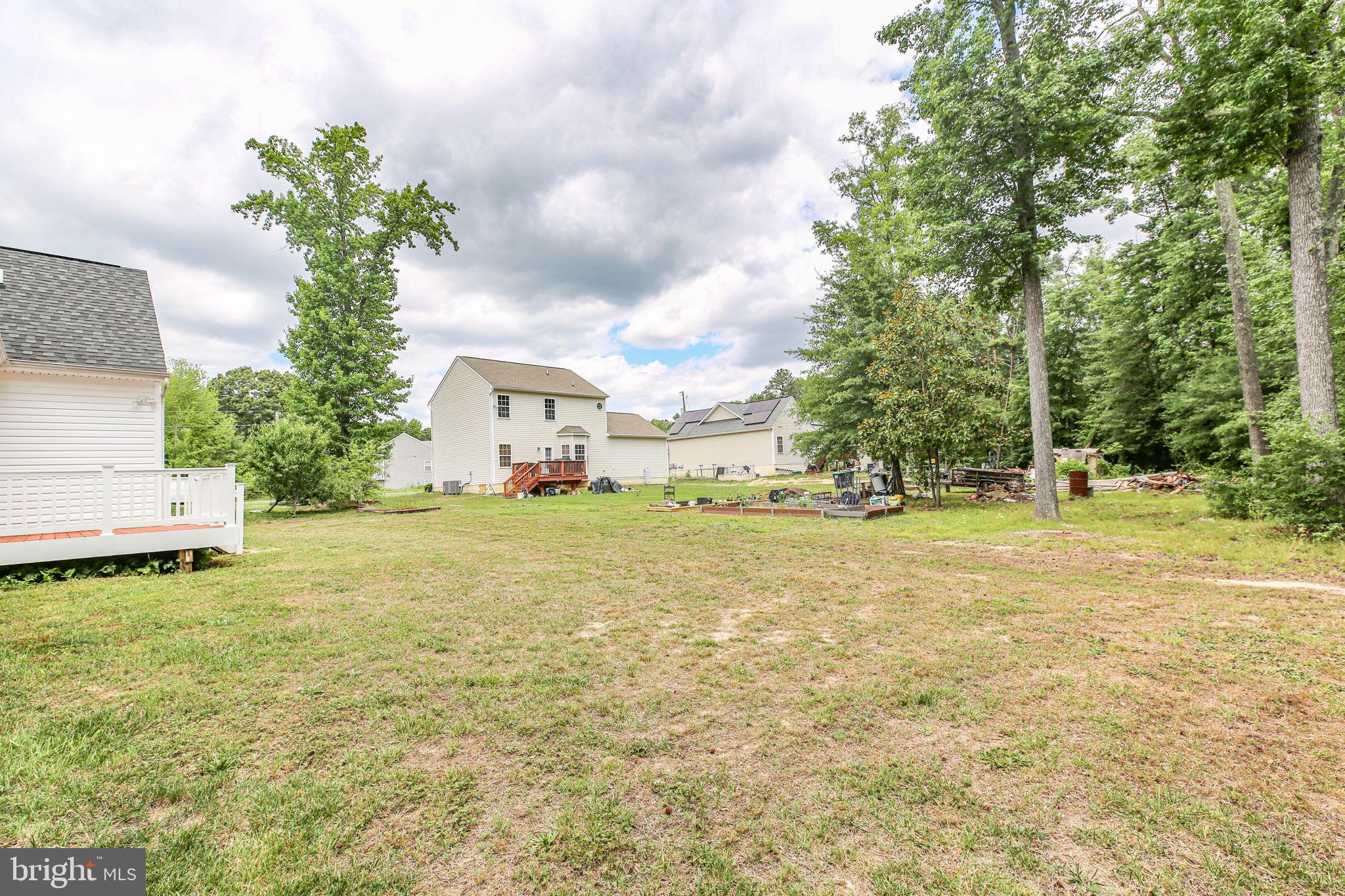 10509 WOODLAND DRIVE