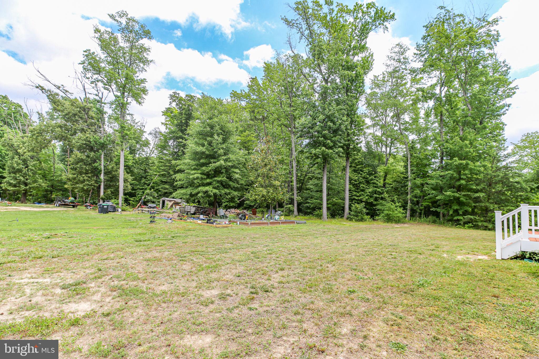 10509 WOODLAND DRIVE