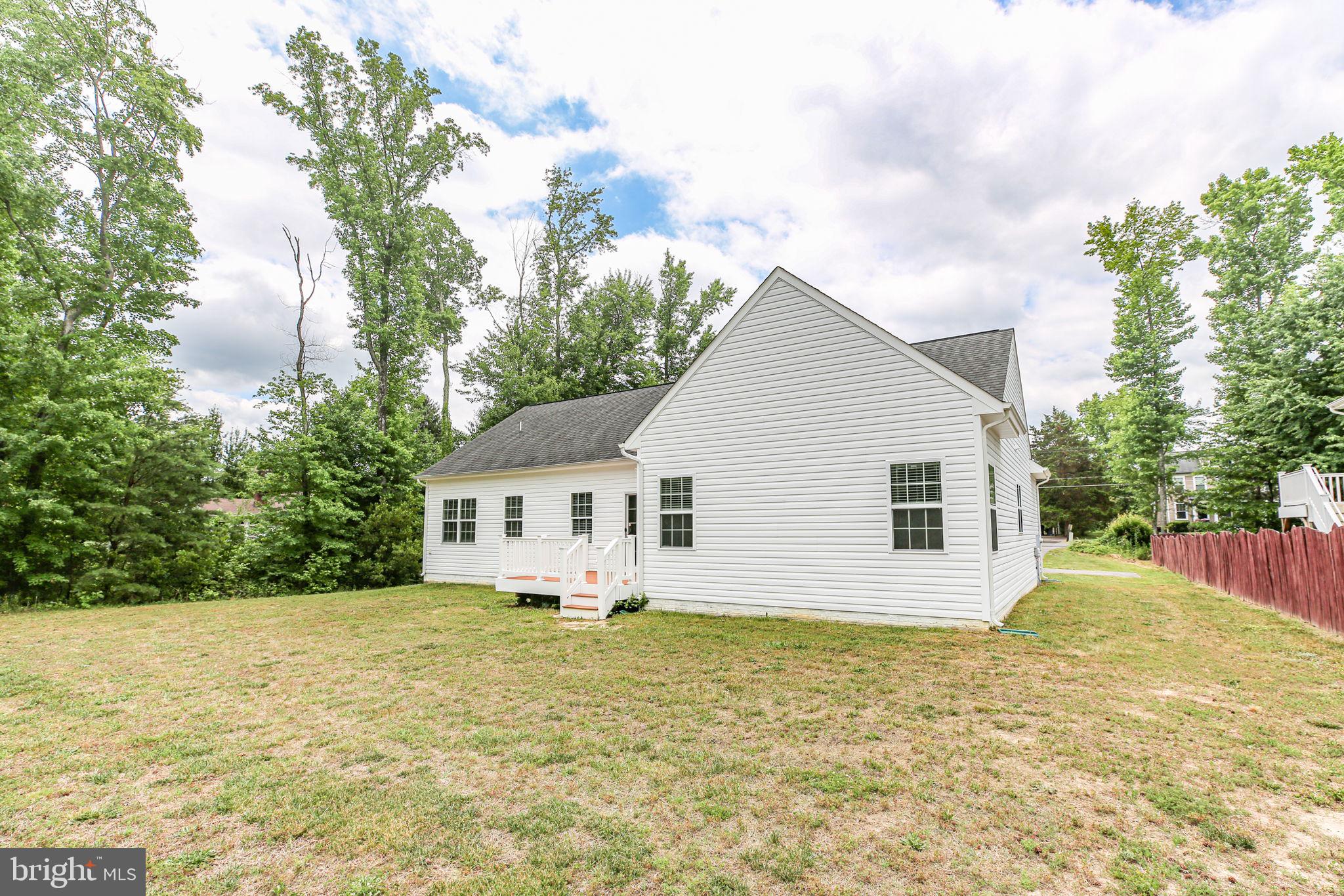 10509 WOODLAND DRIVE