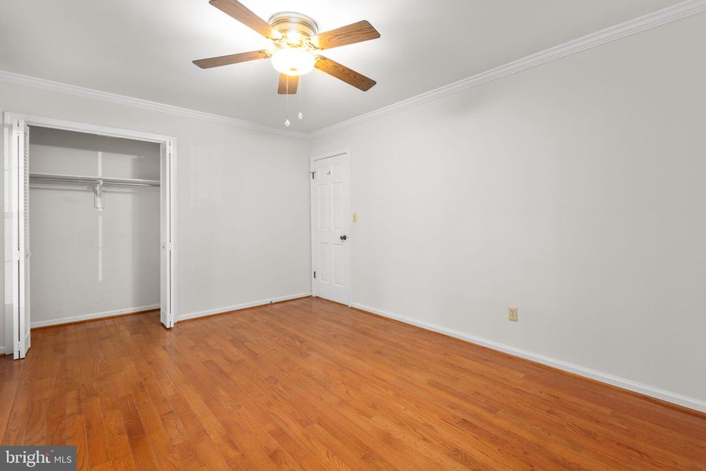 8401 GREY GHOST LANE