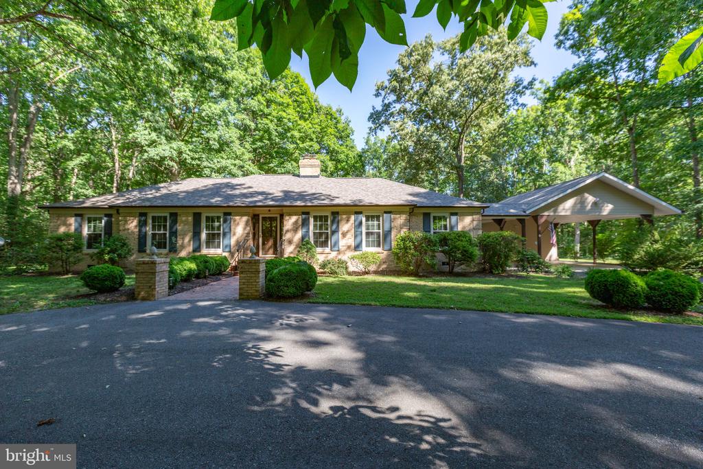 8401 GREY GHOST LANE